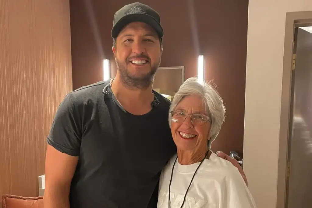 Luke Bryan quietly bought his childhood home for $3.9 million and gave it away to people he’ll never meet