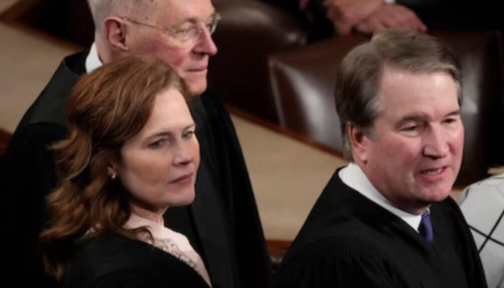 The U.S. Supreme Court has temporarily reinstated a federal…