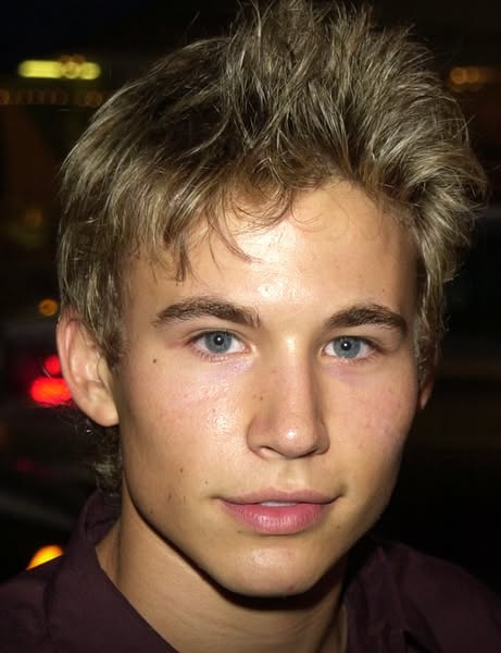 Teen Idol Jonathan Taylor Thomas Vanished from the Spotlight – Fans Are Thrilled by His Rare New Appearance!