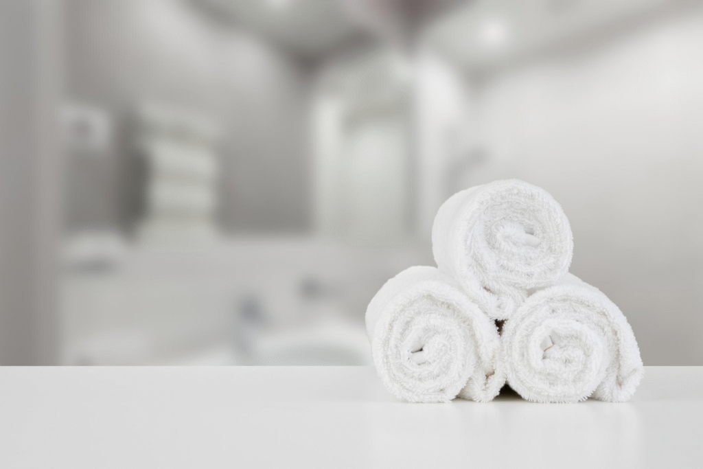 You’ve Been Using Bath Towels Wrong, Here’s What Those Hidden Lines Actually Mean