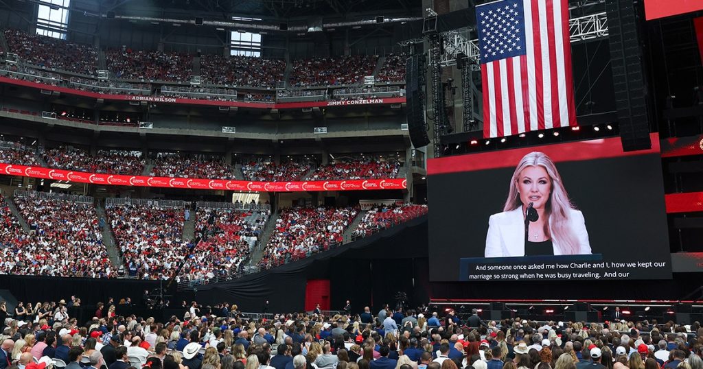 Most Heart-Wrenching and Powerful Moments from Charlie Kirk’s Memorial Service in 35+ Photos